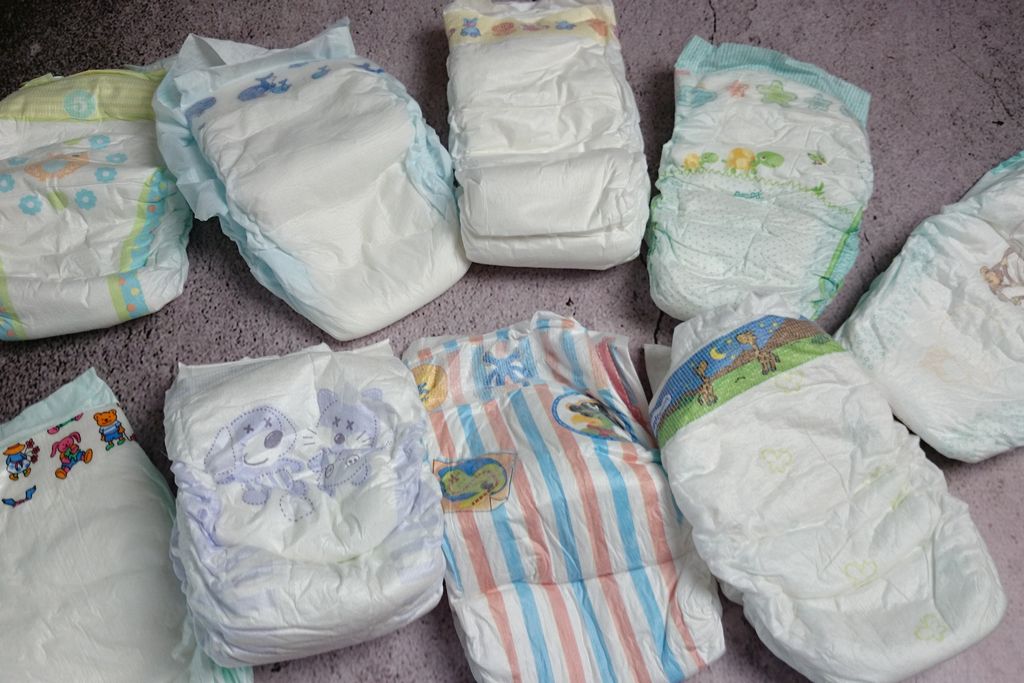 pampers premium care pieluchomajtki 3