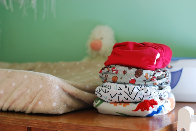 czy pampers new baby dry 1 mają wycięcie na pępek